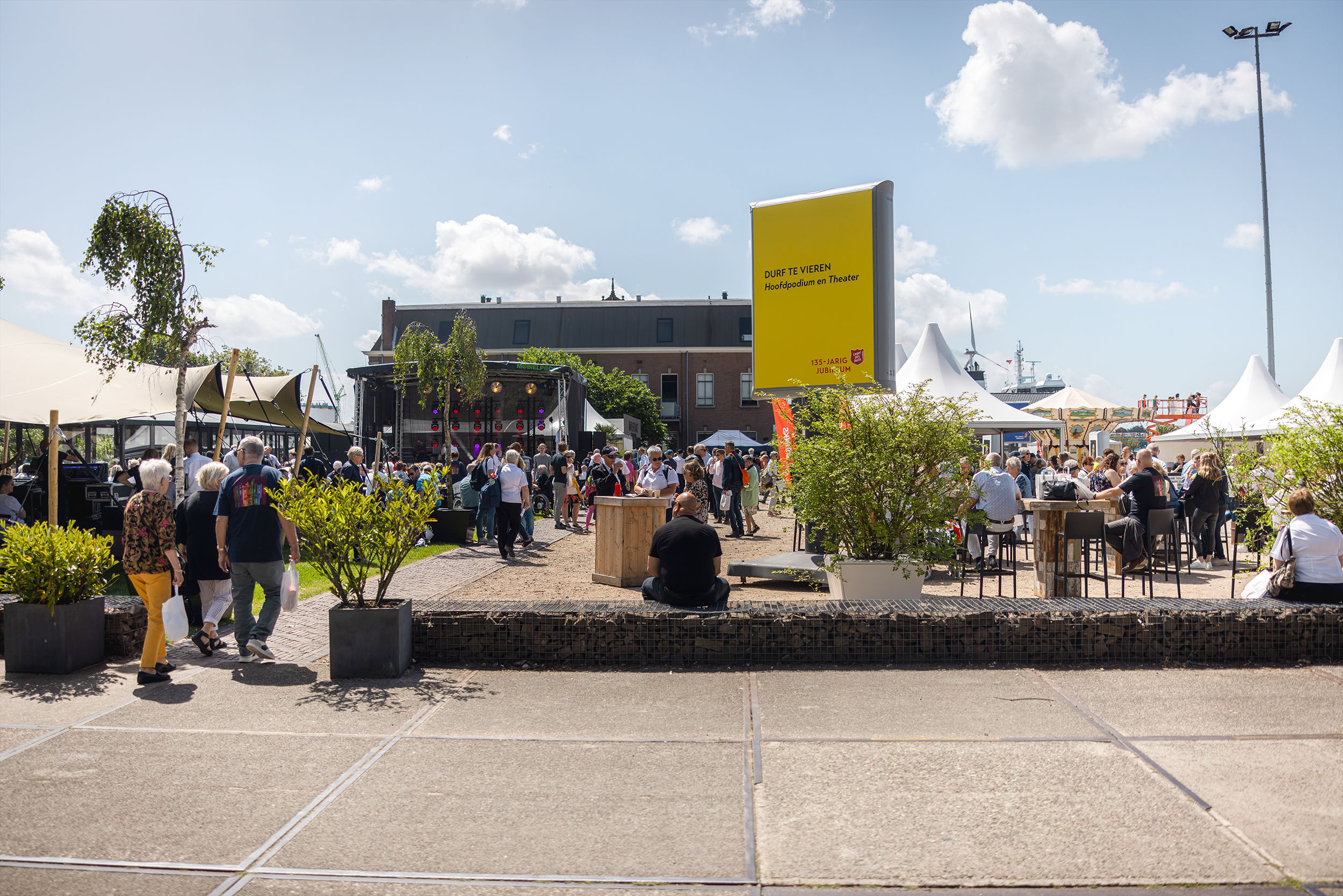 Een foto van het 135 jaar bestaan festival van Het Leger Des Heils